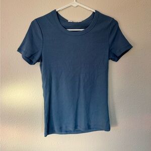Market & Spruce Blue Short Sleeve Tee